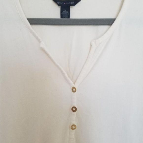 Tommy Hilfiger white long sleeve light weigh shirt with gold buttons size medium - Picture 3 of 3